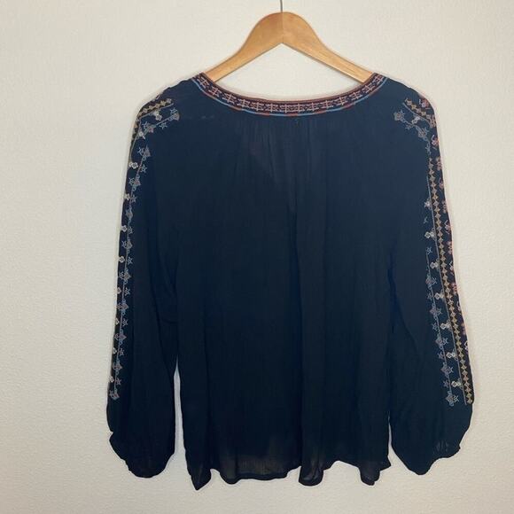 World Market Black V-Neck Embroidered Long Bishop Sleeve Loose Fit Top - Picture 3 of 4